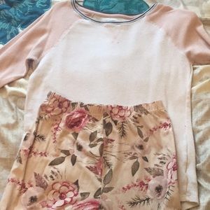 Long sleeve shirt and leggings